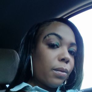 Meet your Posher, Teonna